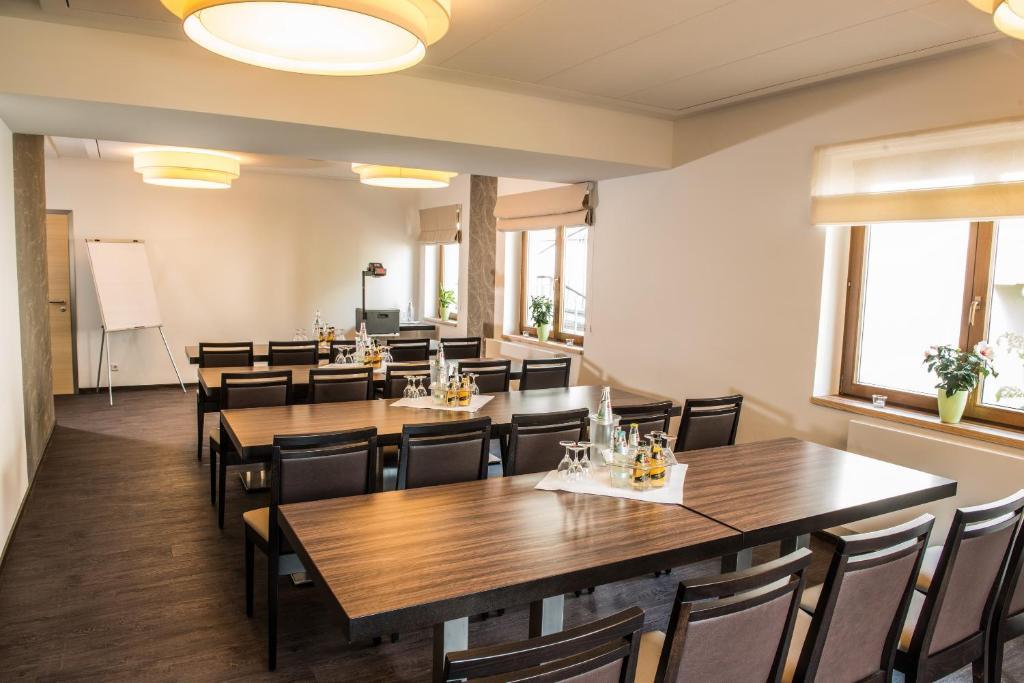B&S Hotel Am Bachhaus Эйзенах Экстерьер фото