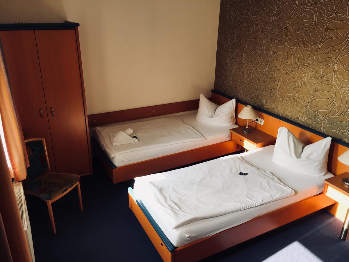 B&S Hotel Am Bachhaus Эйзенах Экстерьер фото